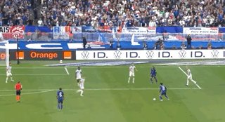 1791243748652099041.gif 2.gif